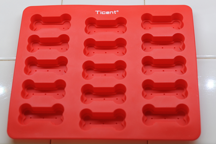 Ticent Dog Bone Treat Mold